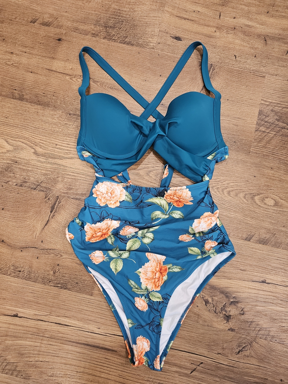 Cupshe Andi Teal Floral Crisscross Back Tie One Piece Swimsuit